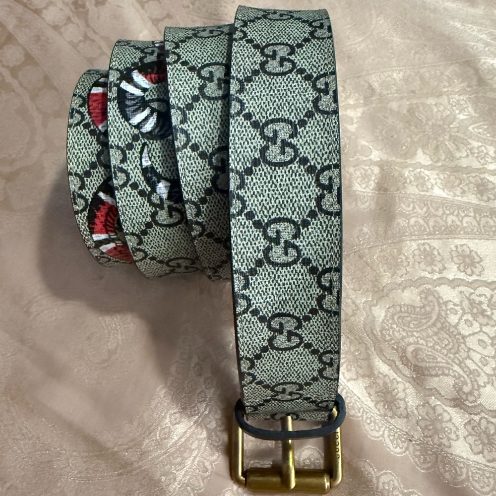 Gucci Black and Gold Men's Belt - Picture 2 of 7